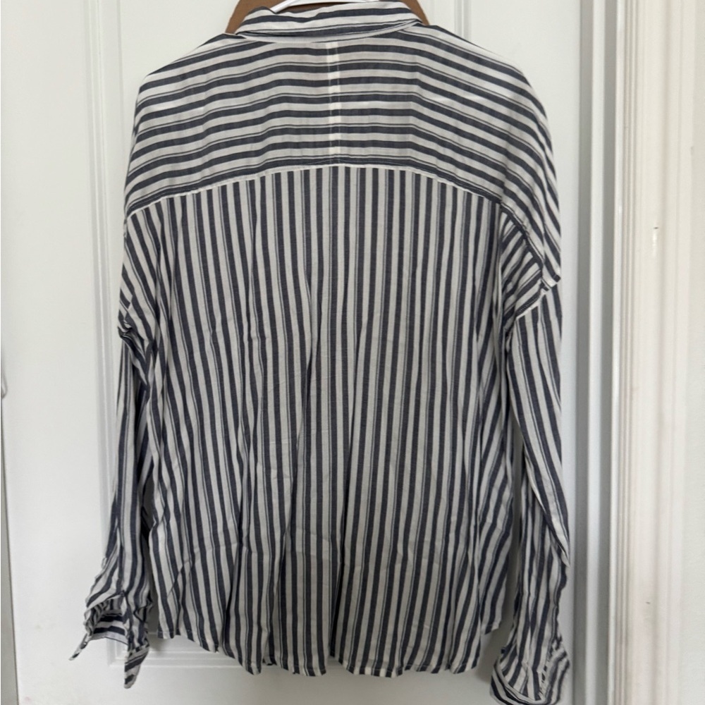Maurices Monochrome Striped Button-Down Shirt - Picture 3 of 4